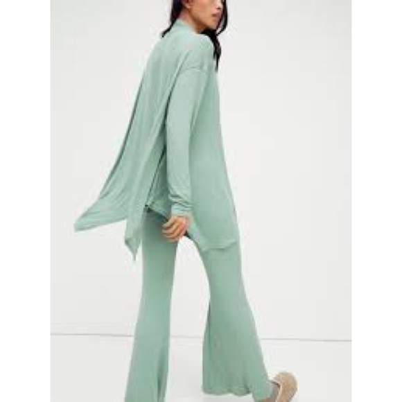 Free People Romy Set.  Color: Night Owl - Picture 4 of 4